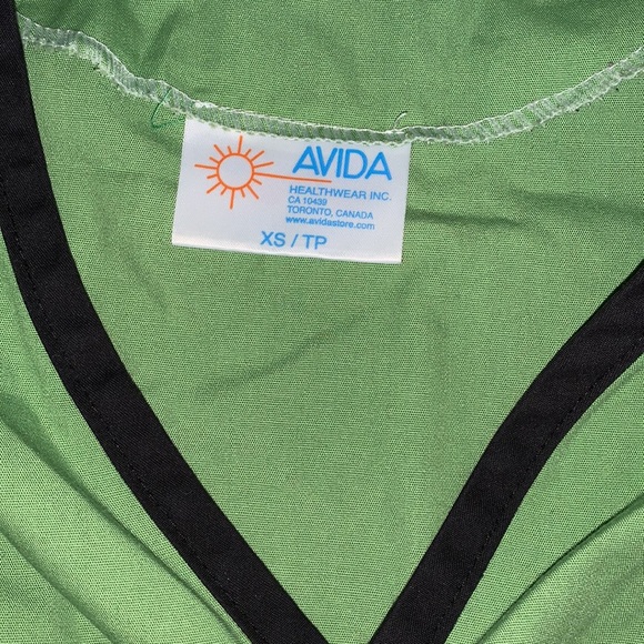 Scrub Set - Picture 2 of 4